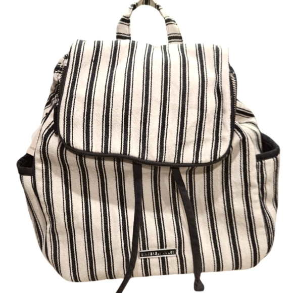 NEW! SINCERELY JULES Soft Roomy Nautical Striped Backpack. - Picture 1 of 5
